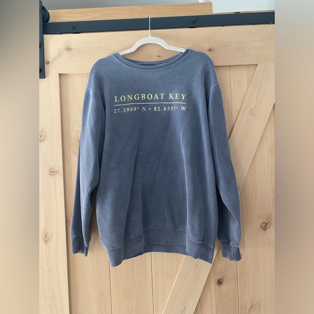Breezin’ Up Vintage Longboat Key Crewneck Sweatshirt - size small